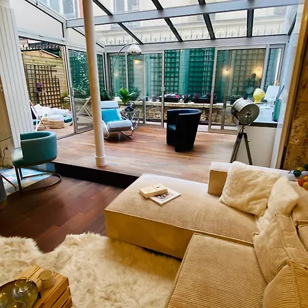 Lepic, Luxury Flat In Montmartre With Private Terrasse-appartement Entier Lejlighed Paris
